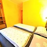 Residence Casa Longa By Livigno Accomodation